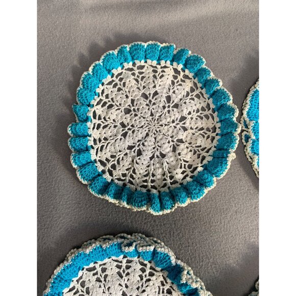 Vintage Handmade Crochet Doilies Set of 4 Blue & White Round Decorative Table Ma - Picture 5 of 13